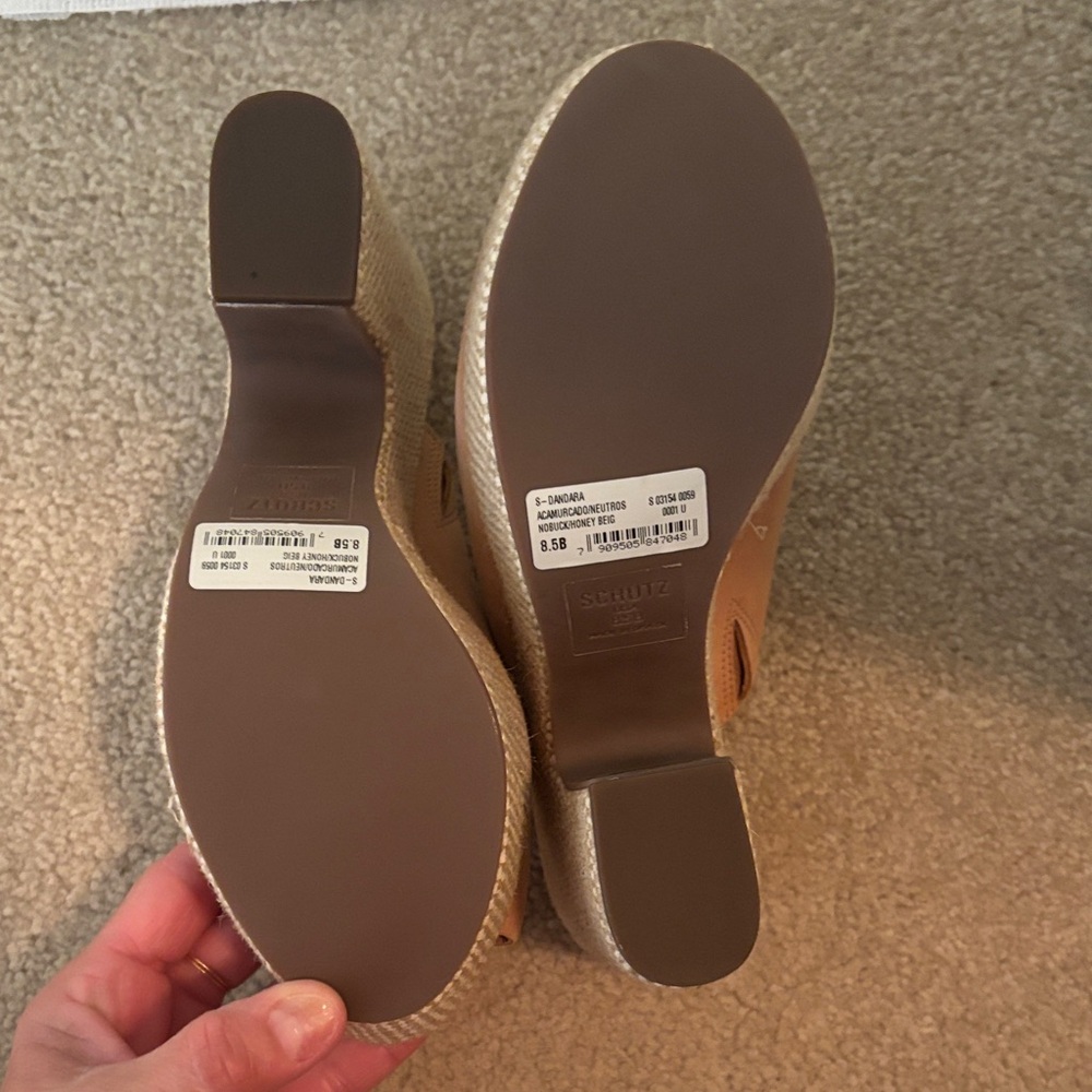 NWOB Schutz Dandara Tan Platform Wedge Sandals - Picture 3 of 8